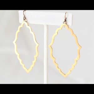 Gold dangle earrings
